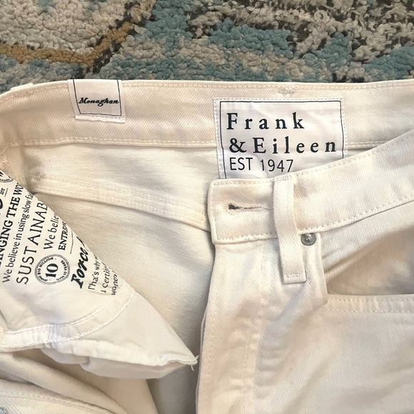 Frank & Eileen Monaghan Mom Jeans - Picture 8 of 12